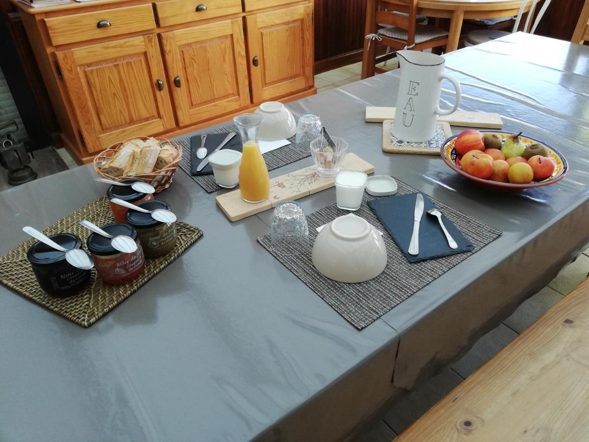 Bed and Breakfast Entre Marais et Gatine à Saint-Pompain Extérieur photo
